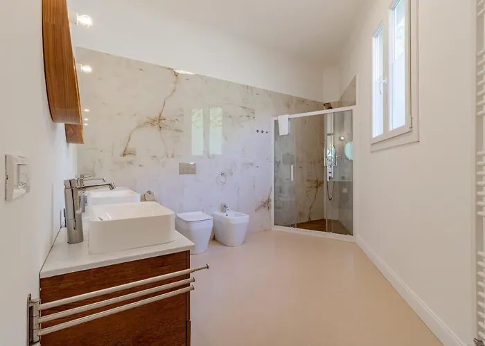 H11 Casa Bellali - Centro * Sanremo